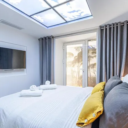 Luxury 3 Bdr Garden & Parking - Angels' Garden ניס